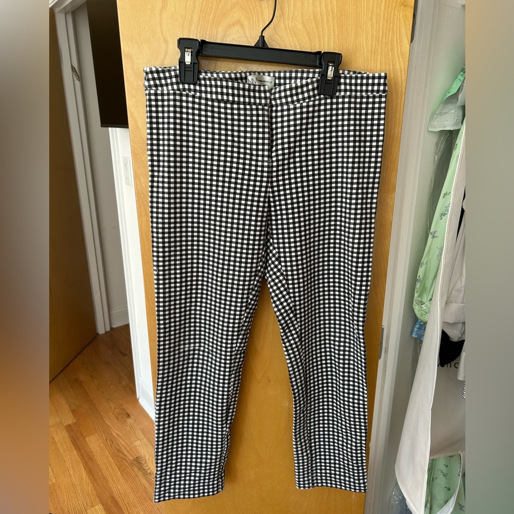 NEIMAN MARCUS gingham pants womens size 6. Excellent condition